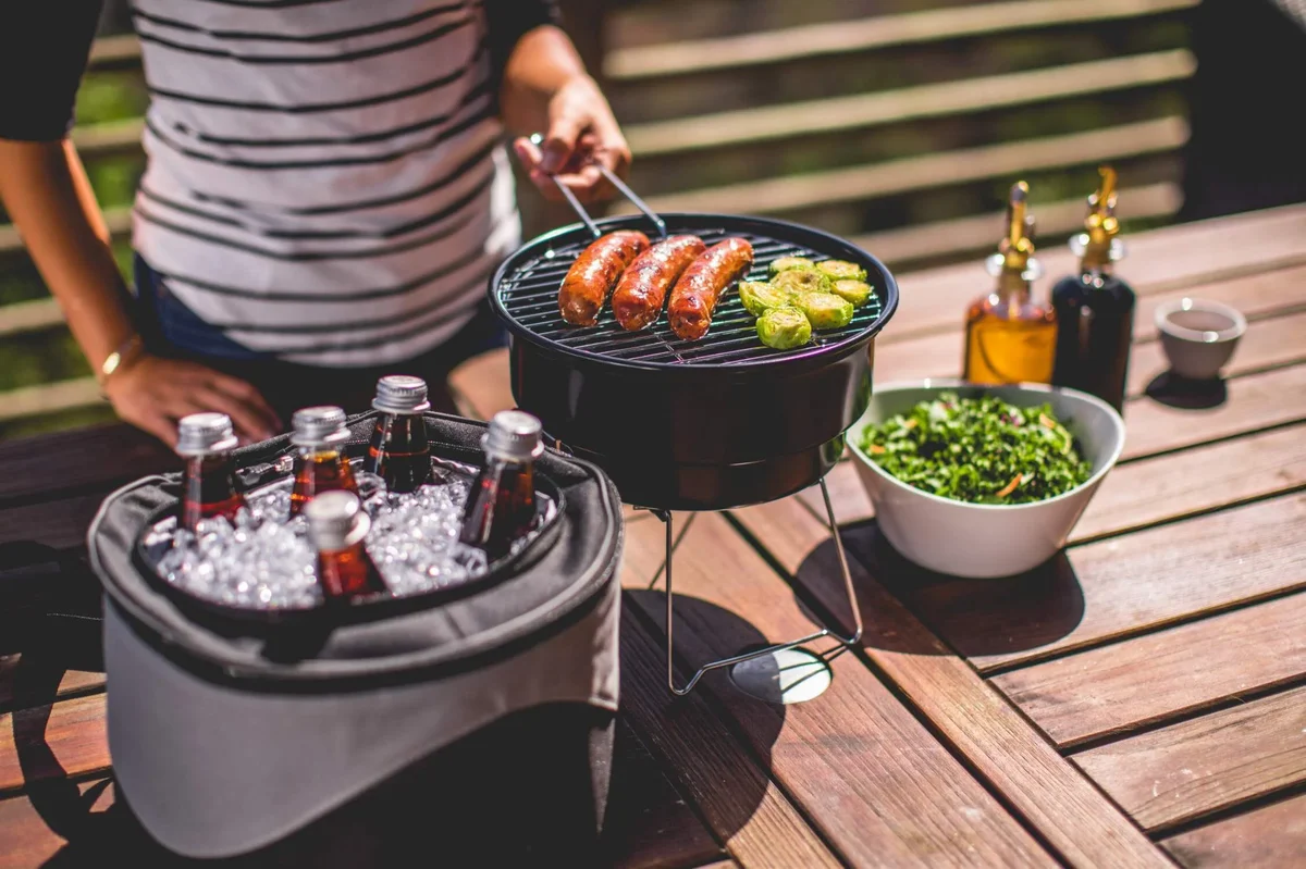 Everdaily Essentials Caliente Portable Charcoal Grill & Cooler Tote 6076