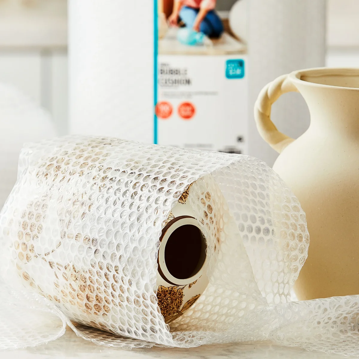Pen+Gear 12" x 100' Bubble Cushion Roll with 3/16" Small Bubbles for Packing and Shipping 4591