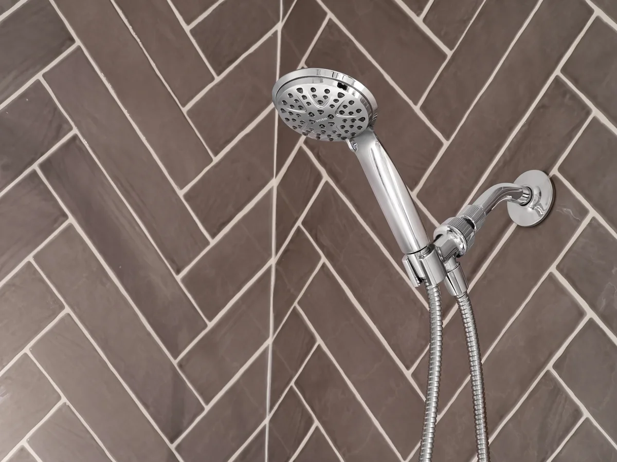 Everdaily Essentials 6-Mode Attune Hand Held Shower Head in Chrome 218H0 Ref. 7821