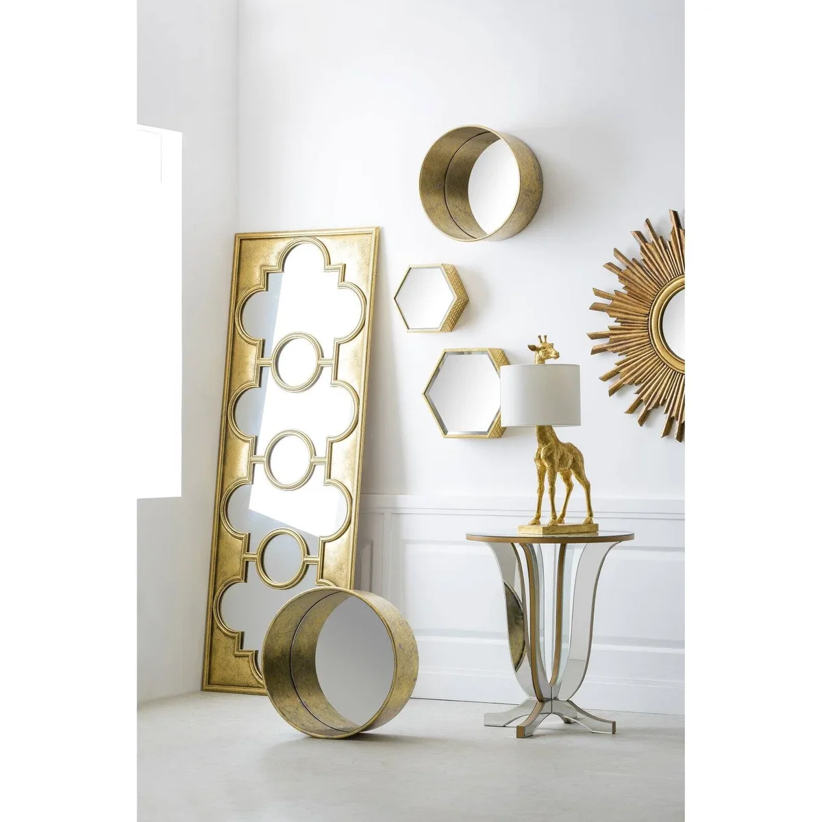 Everdaily Essentials Gold Giraffe Lamp with Linen Shade 7580