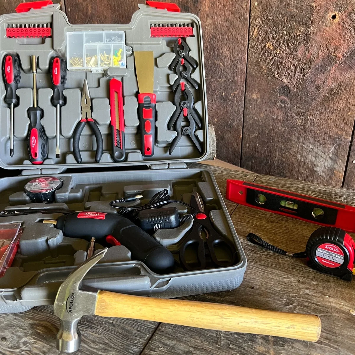 Everdaily Essentials 144 Piece Household Tool Kit with 4.8V Cordless Screwdriver - DT8422 Ref. 3805