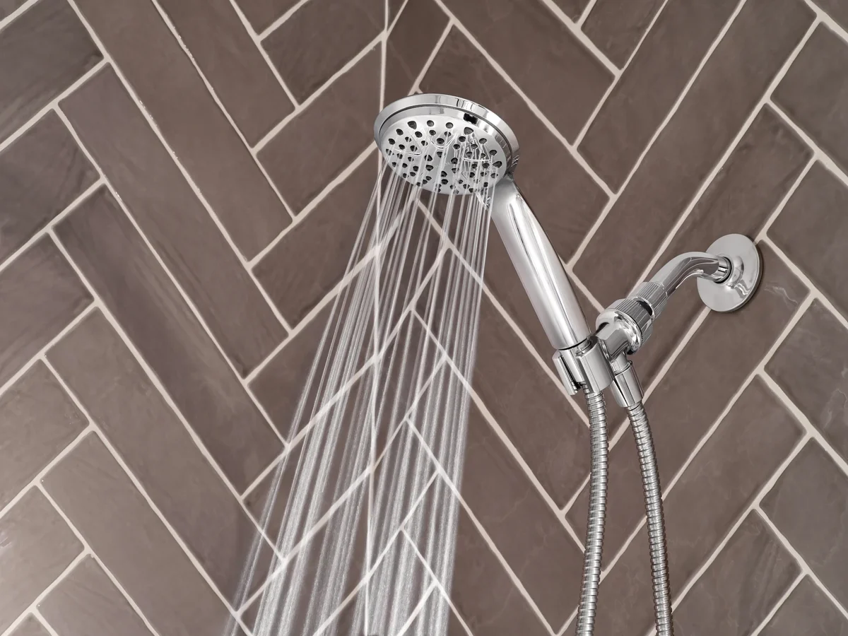 Everdaily Essentials 6-Mode Attune Hand Held Shower Head in Chrome 218H0 Ref. 7821