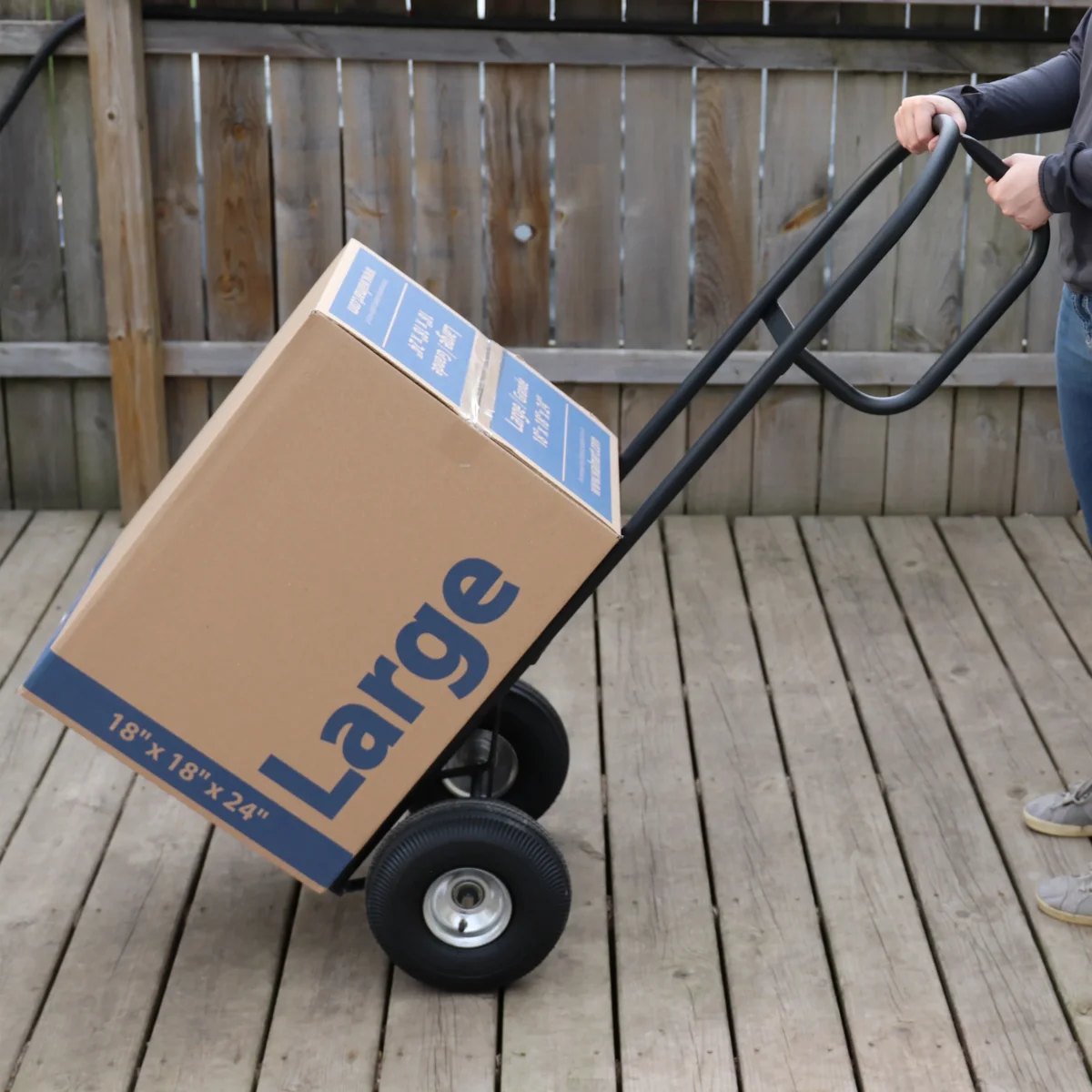 Milwaukee DC30019, Black 800 lbs Steel 21 in x 20 in x 50 in D-Handle Hand Truck 8589
