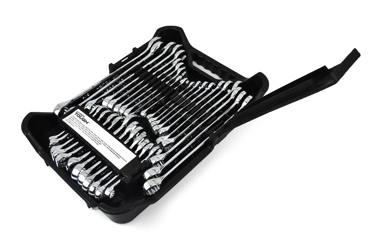 Everdaily Essentials 32-Piece Combination Wrench Set, SAE & Metric, Chrome Vanadium Steel, Standard & Stubby Sizes, Storage Case Included Ref. 6220