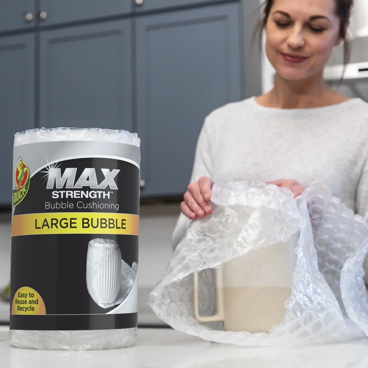 Duck Brand Duck Max Strength Large 5/16" Bubble Cushioning Wrap, 12" x 50' 2048