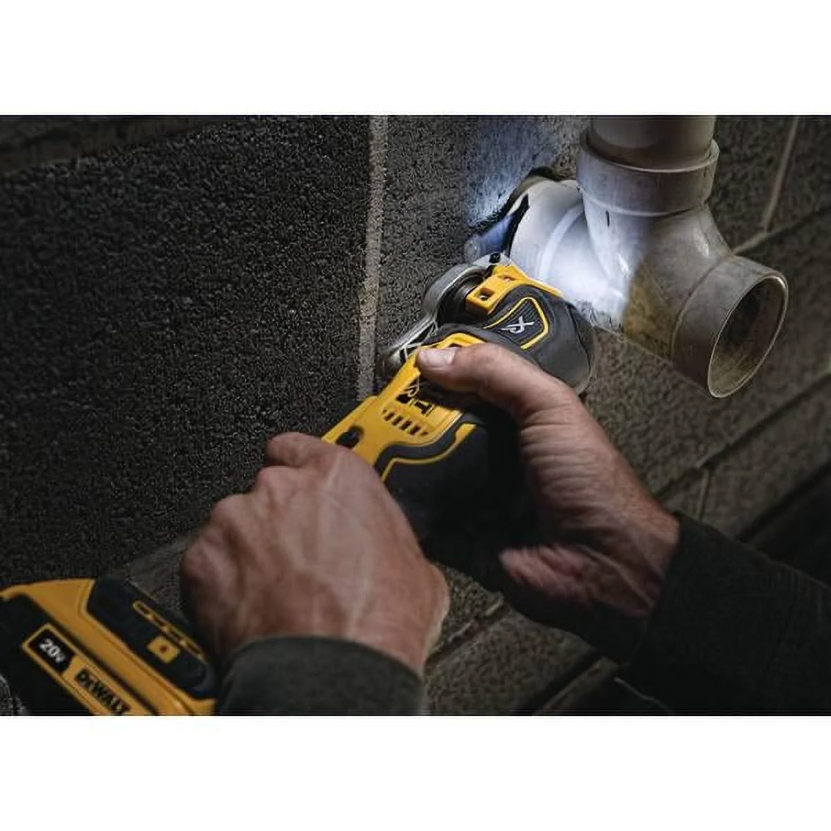 DEWALT 20V MAX* XR® BRUSHLESS CORDLESS 3-SPEED OSCILLATING MULTI-TOOL (TOOL ONLY) 9437