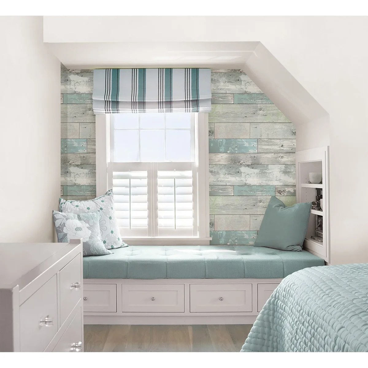 NuWallpaper Multicolor Beachwood Vinyl Peel And Stick Wallpaper, 216-in by 20.5-in, 30.75 sq. ft. 4240
