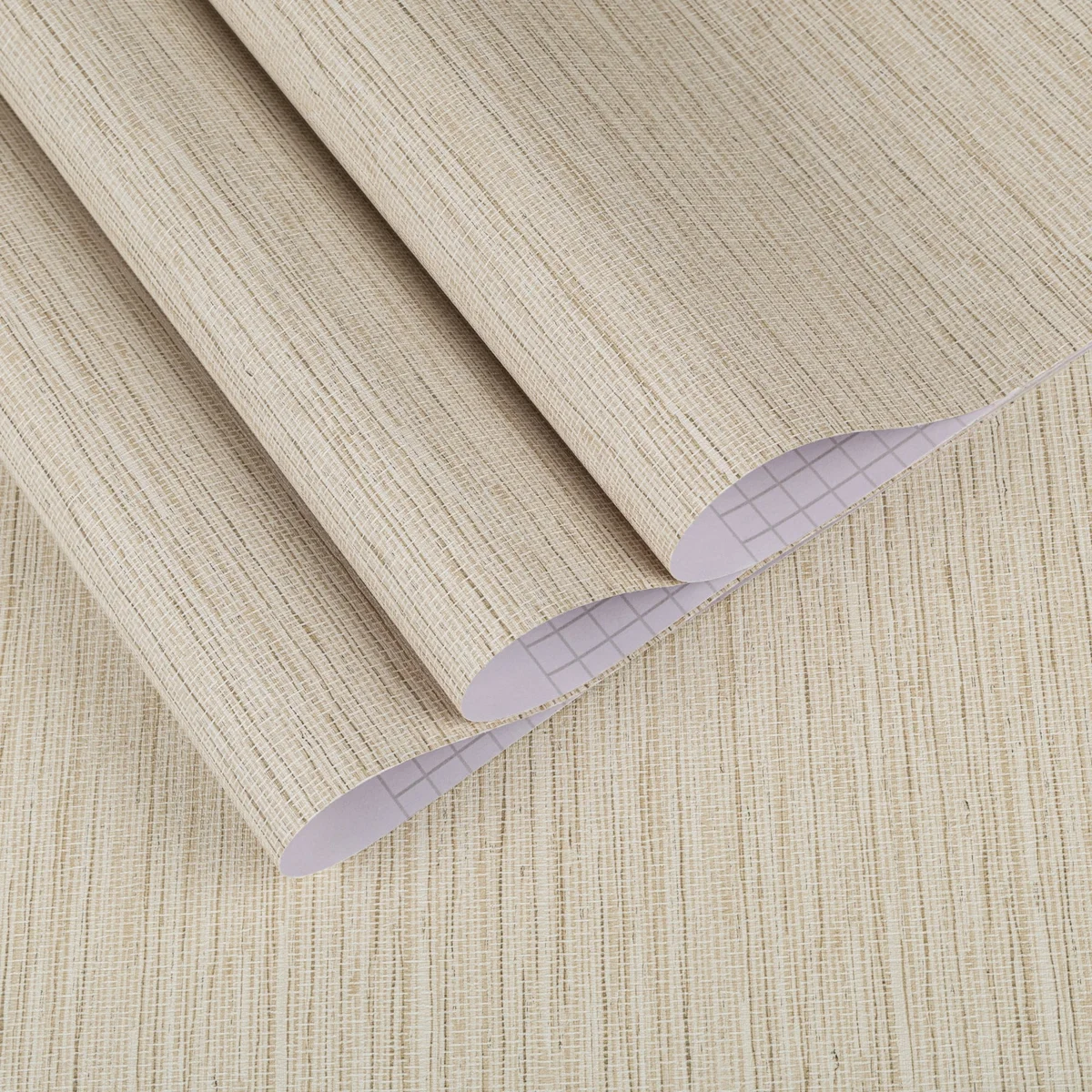 Everdaily Essentials Faux Grass Cloth Textured Beige Wallpaper Peel and Stick Wallpaper 17.3-in x 118-in Self-Adhesive Removable Contact Paper for Furniture 2303
