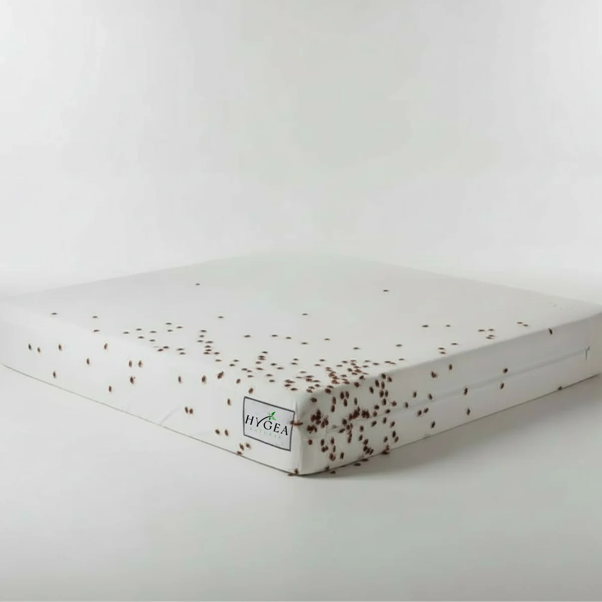 Hygea Natural Luxurious Bed Bug Mattress Protector Cover Zipper Bedding, Waterproof, Queen 5607